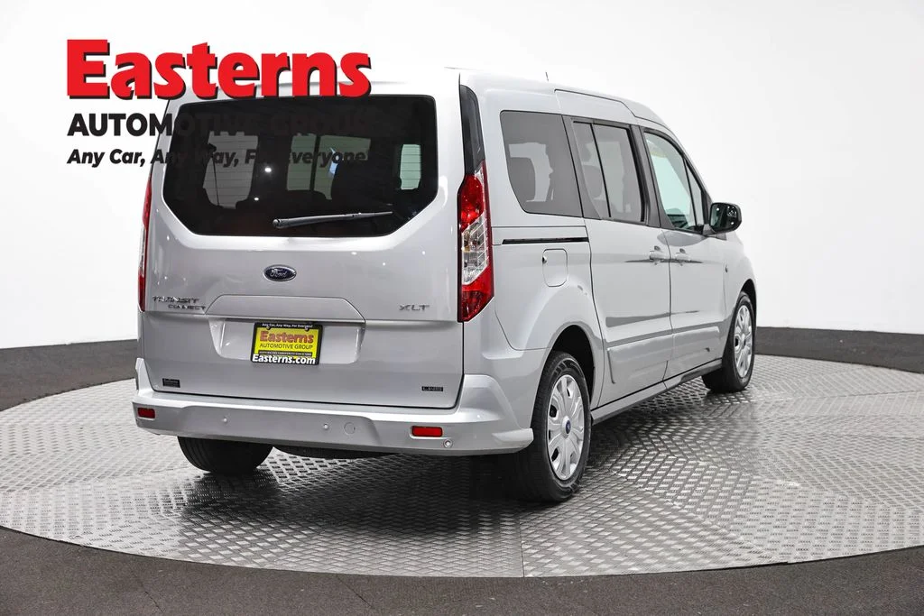 Used 2022 Silver Ford XLT image 5