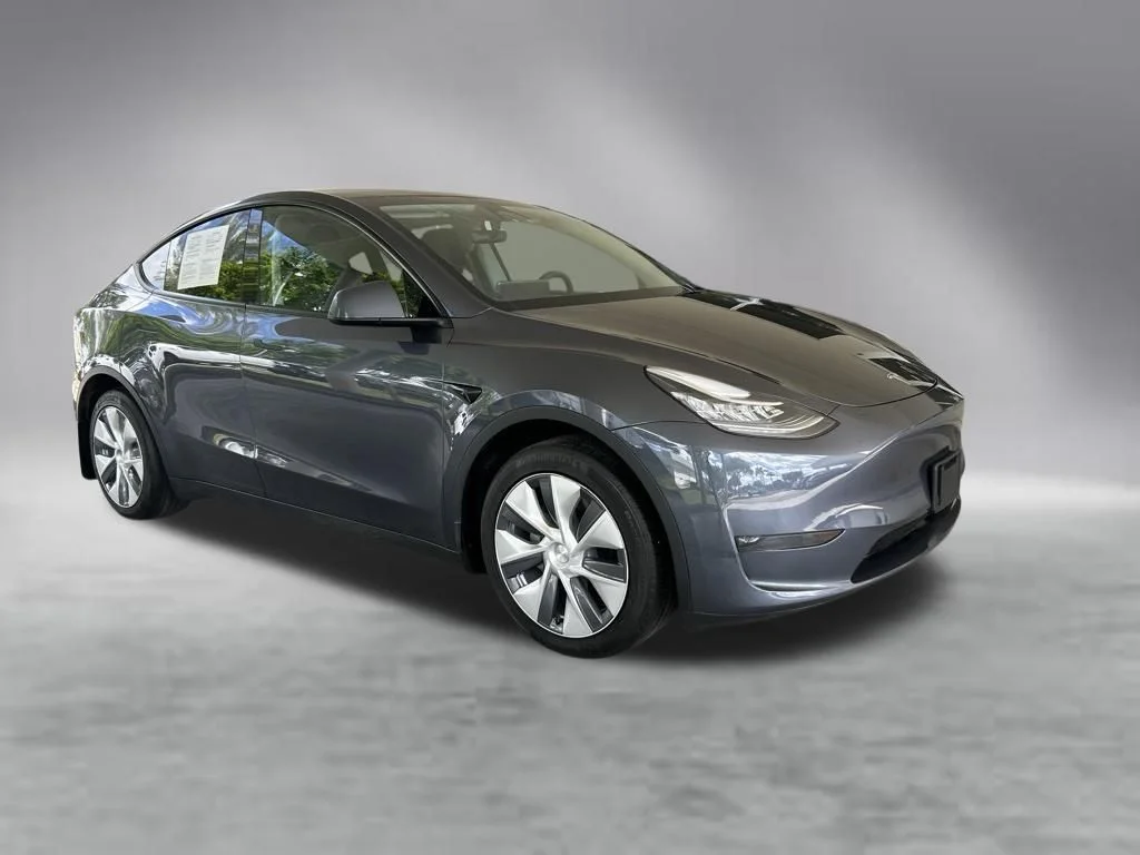 Used 2023 Tesla Model Y Long Range with VIN 7SAYGDEE6PA100478 for sale in Davie, FL