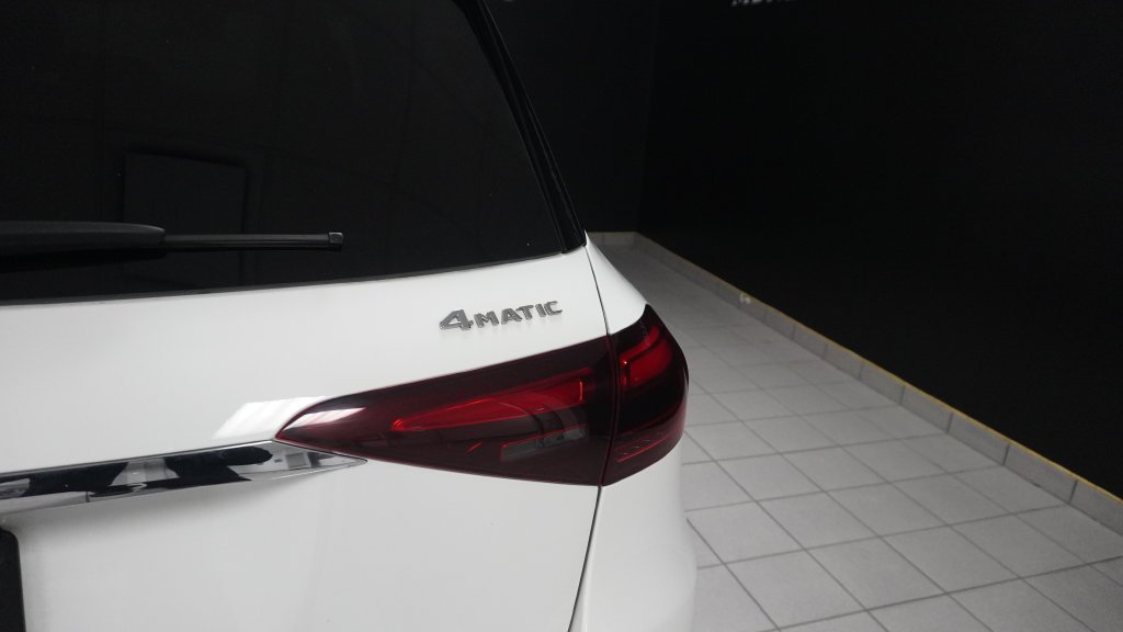 Certified Used 2024 Black Mercedes-Benz GLE 350 image 22
