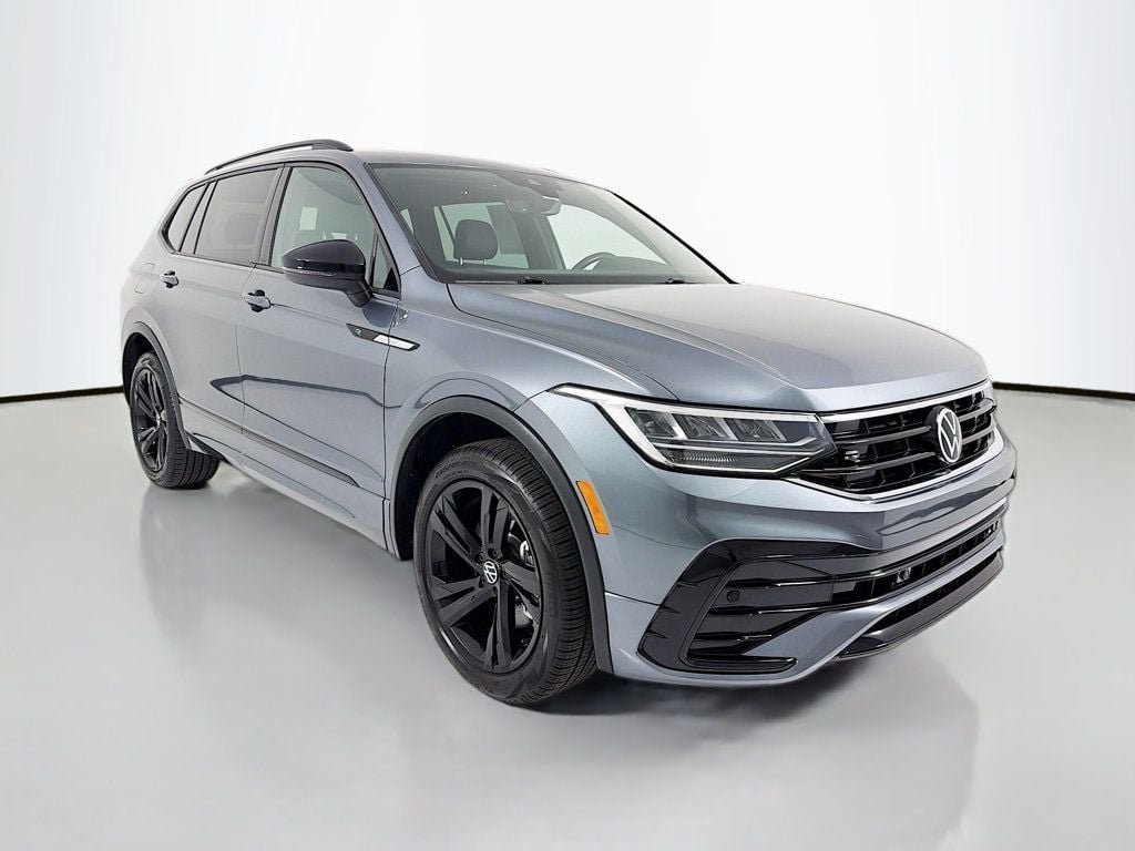 2023 Volkswagen Tiguan SE R-LINE BLACK