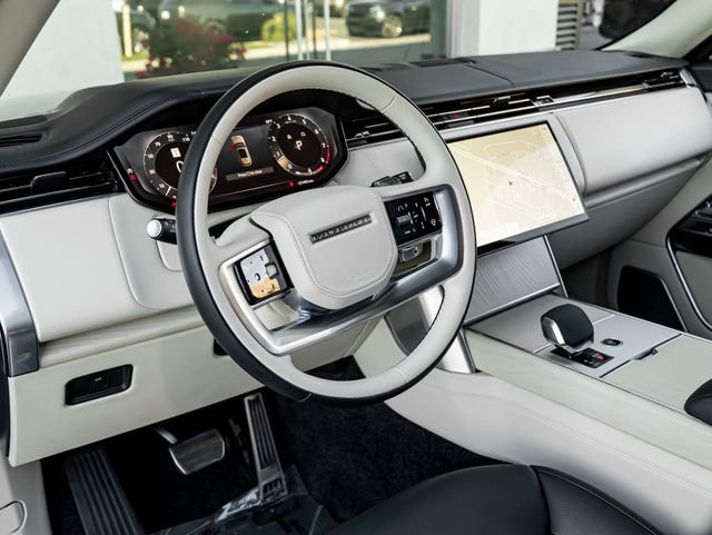Certified Used 2024 Varesine Blue Metallic Land Rover Autobiography image 16