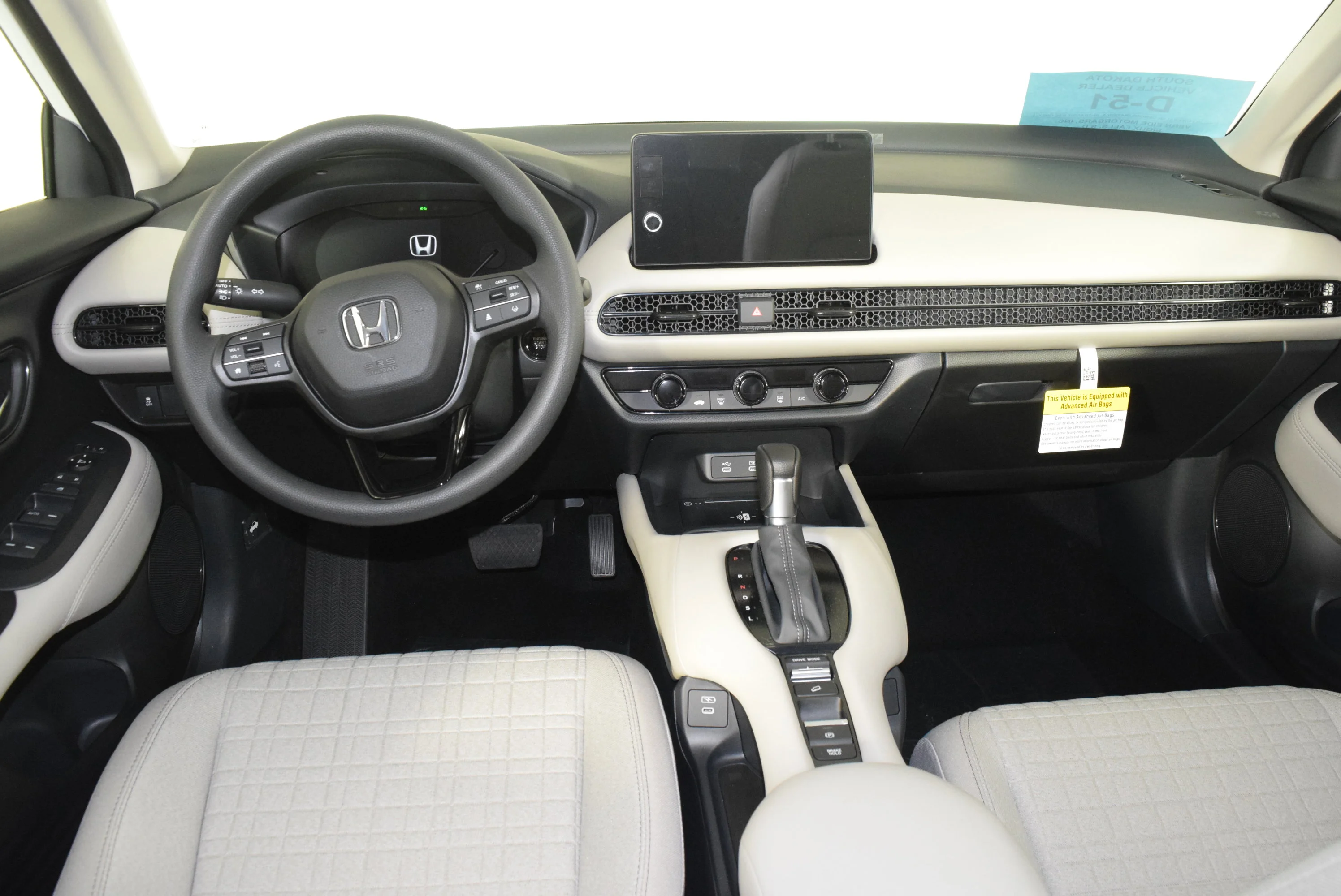 New 2027 Platinum White Pearl Honda LX image 11