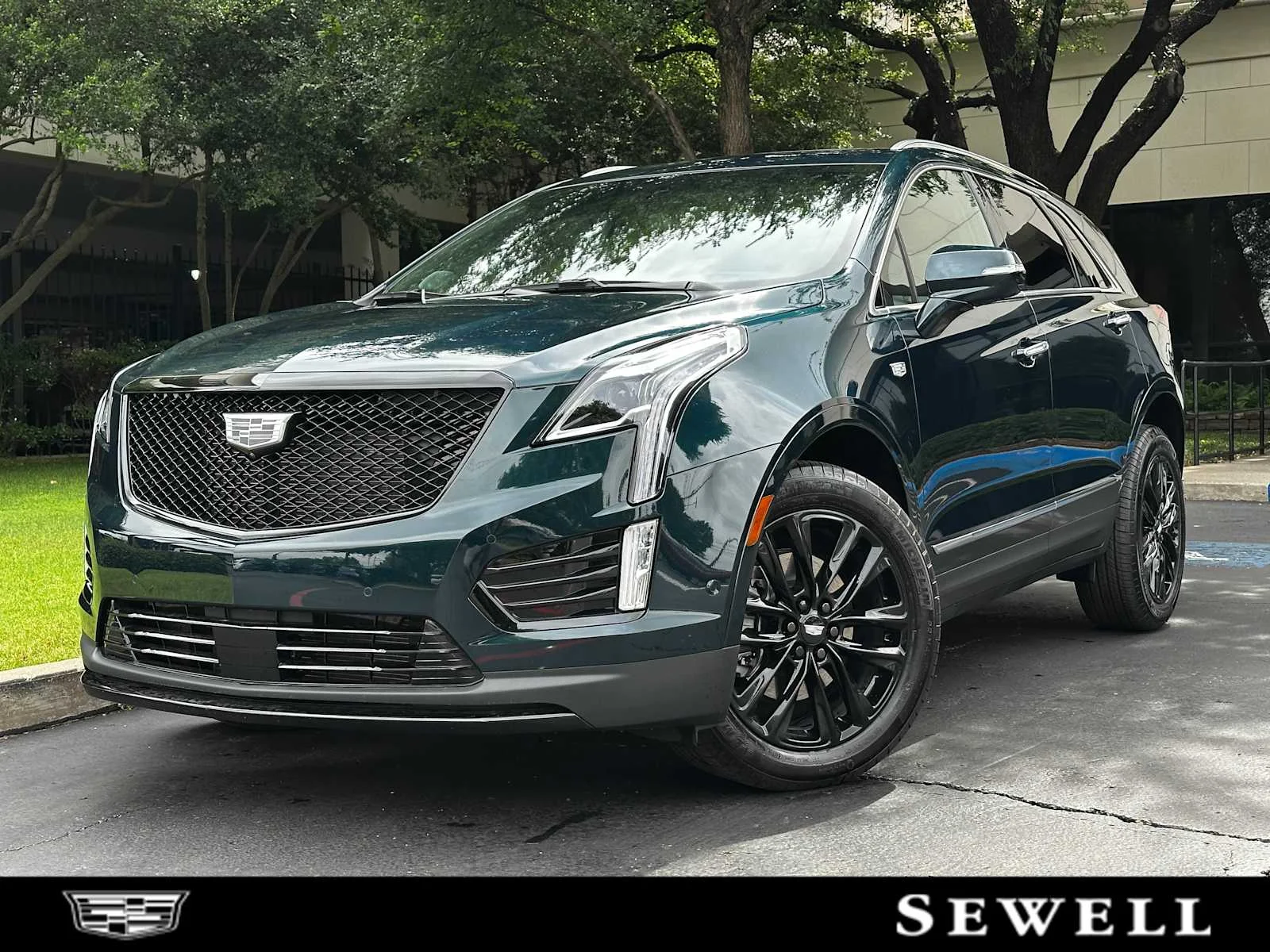 2025 Cadillac XT5 FWD Premium Luxury's photo