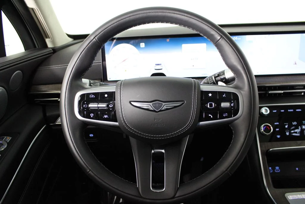 Used 2026 White Genesis 3.5T Prestige image 29