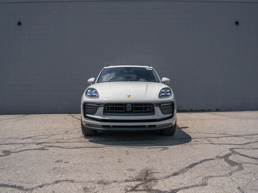 Used 2026  Porsche S image 10