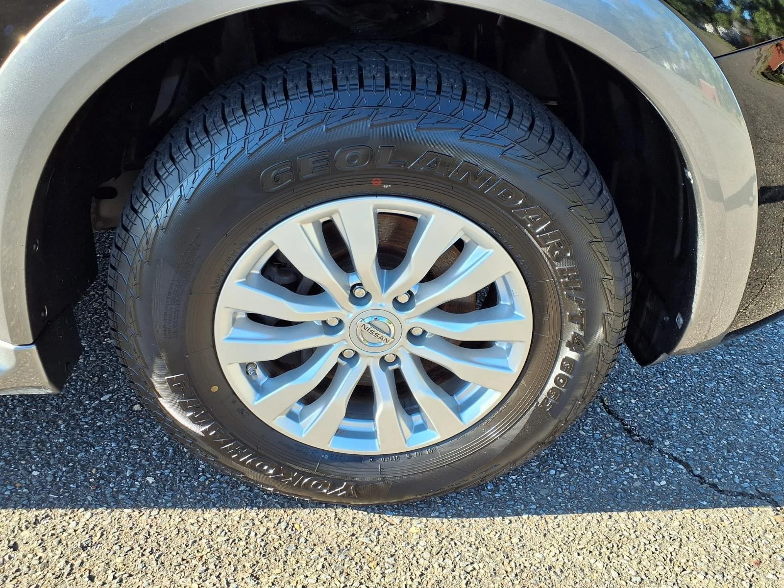Used 2019 Super Black Nissan SV image 15