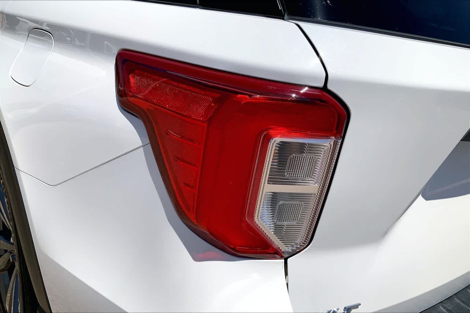 Used 2022 Star White Metallic Tri-Coat Ford XLT image 31