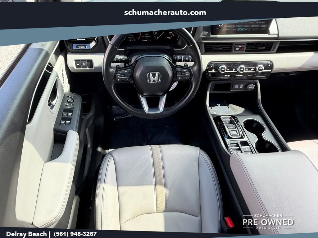 Used 2023 Silver Honda Touring image 13