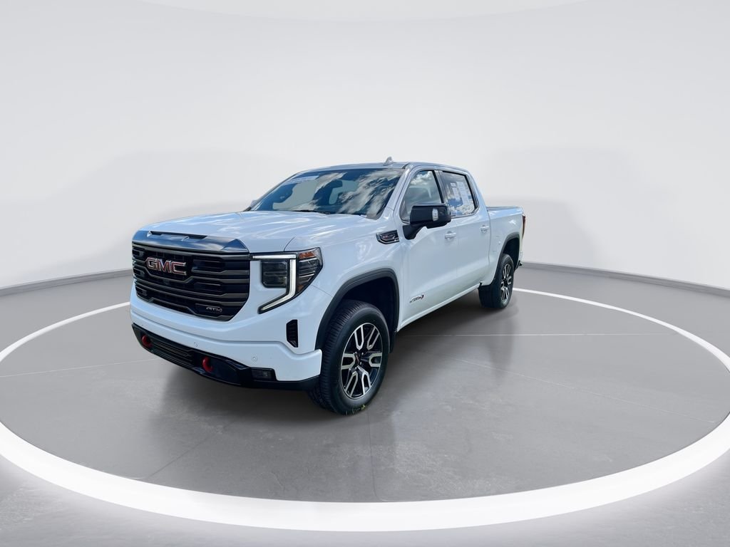 Used 2023 White GMC AT4 image 4