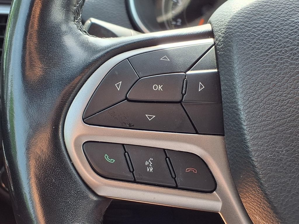 Used 2020 Gray Jeep High Altitude 4x4 image 21