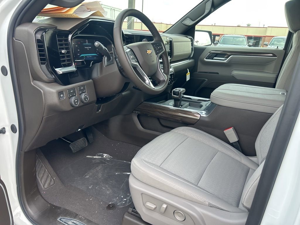 2026 Chevrolet Silverado 1500 LT - Photo 12
