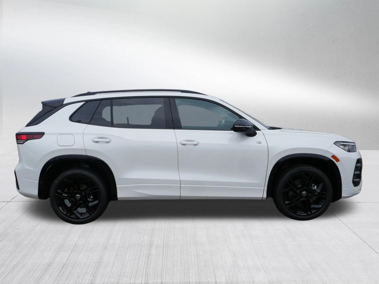 New 2026 Opal White Pearl Volkswagen SE R-Line Black image 2
