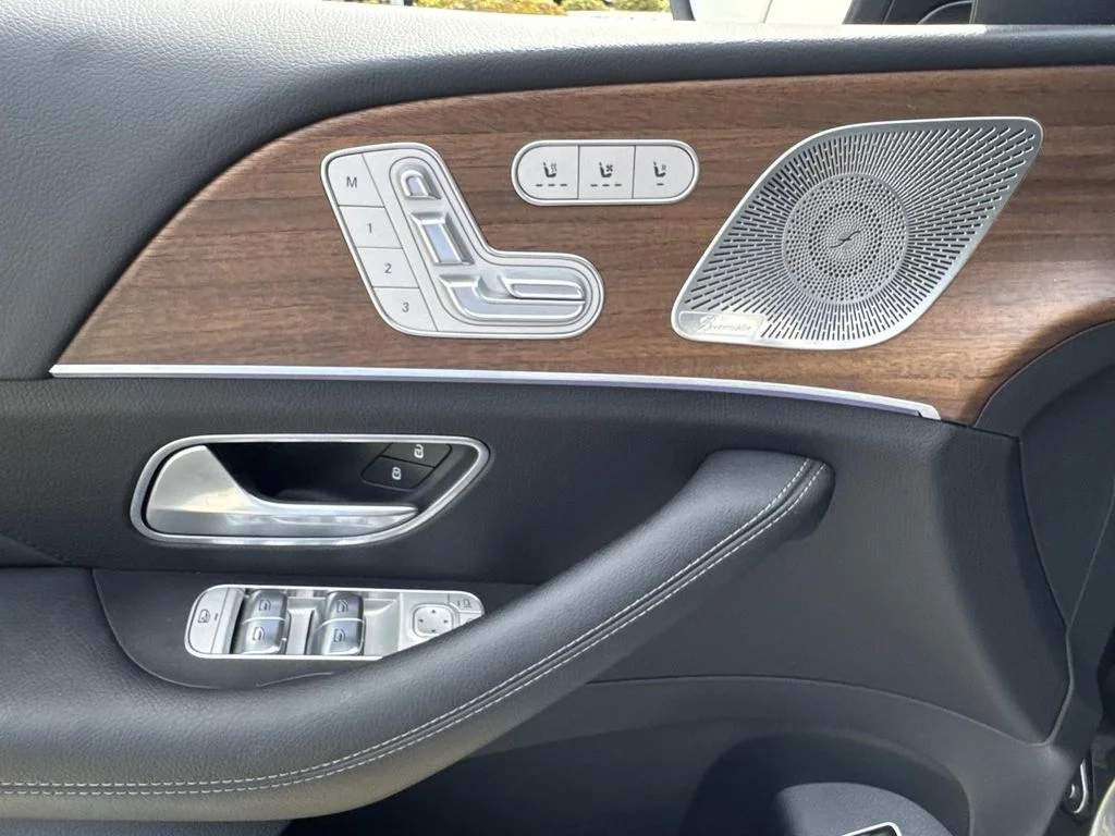 2025 Mercedes-Benz GLS Base - Photo 21