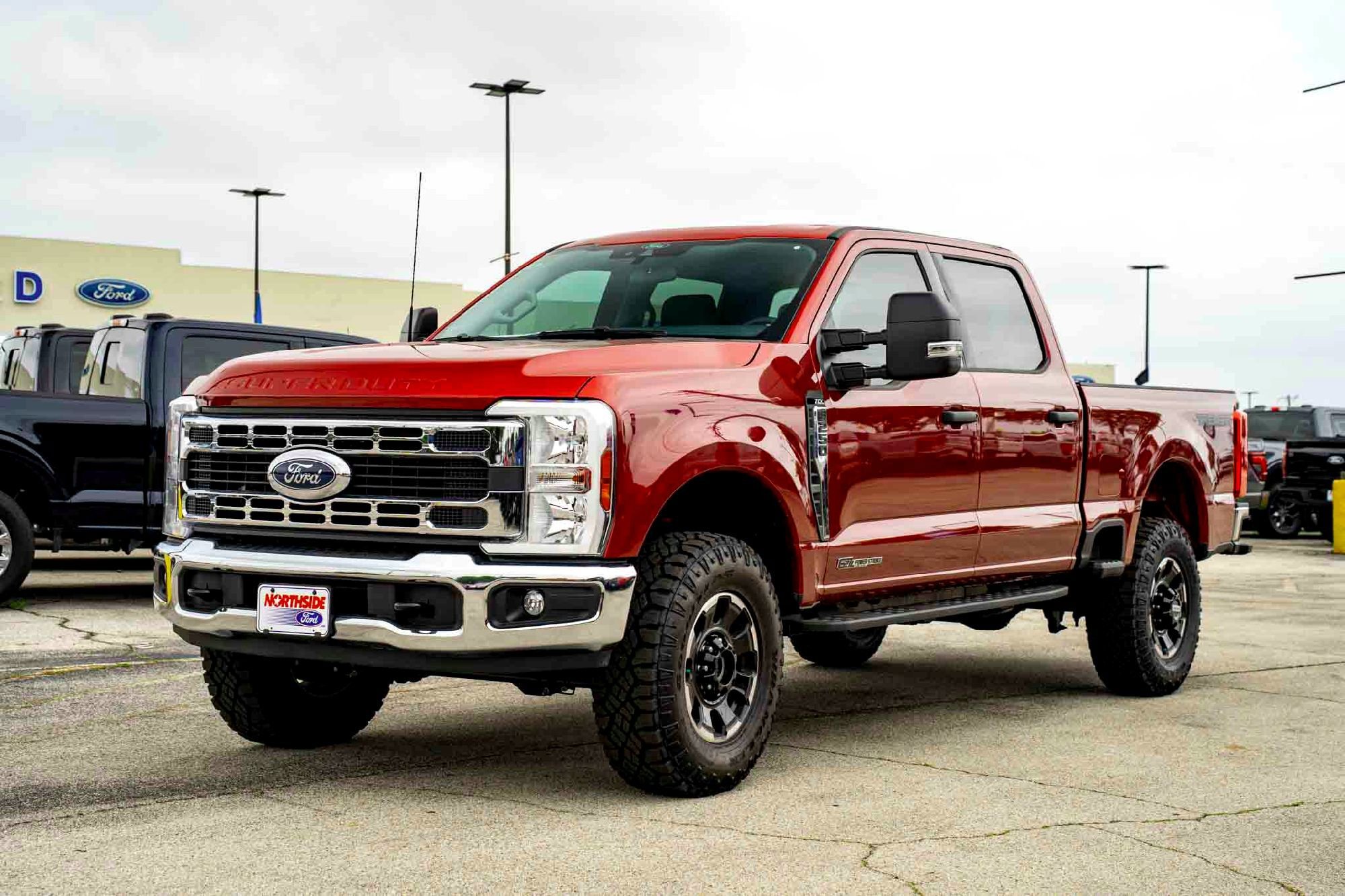 New 2026 Ruby Red Metallic Tinted Clearcoat Ford XLT image 7