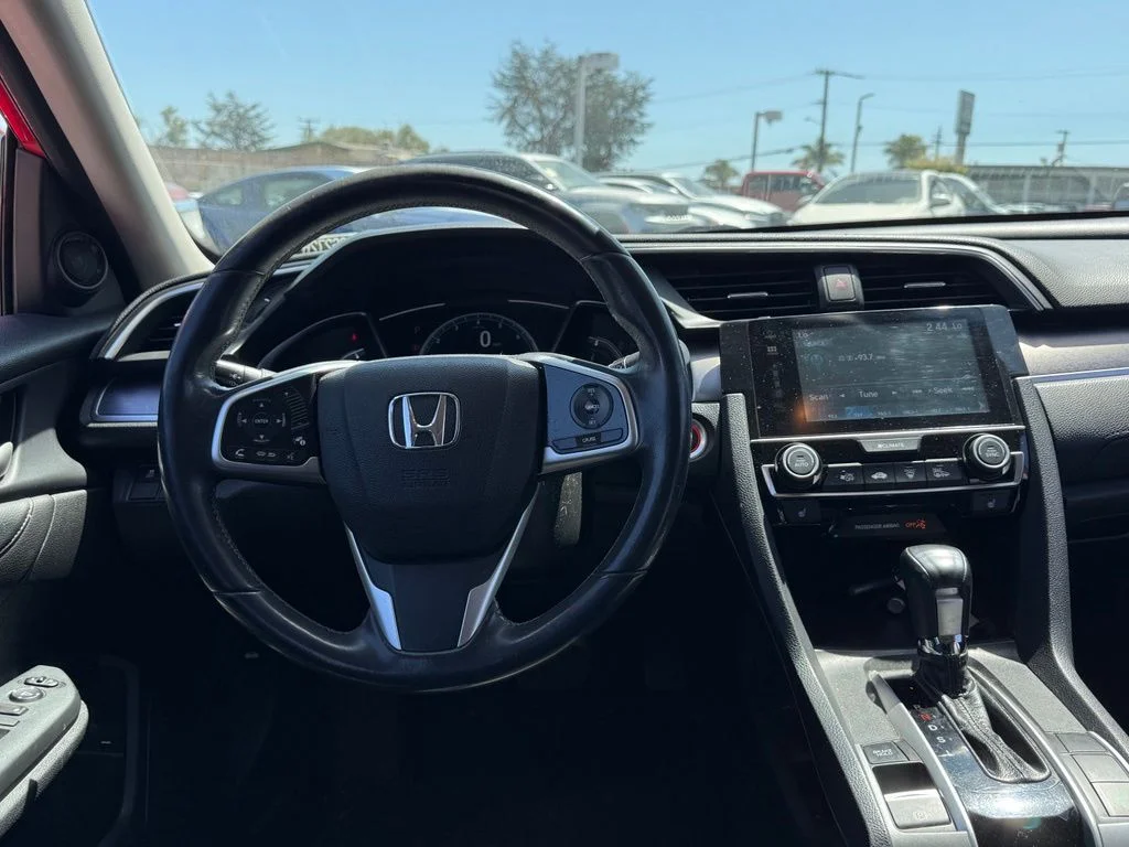 Used 2018 Red Honda EX-L image 6