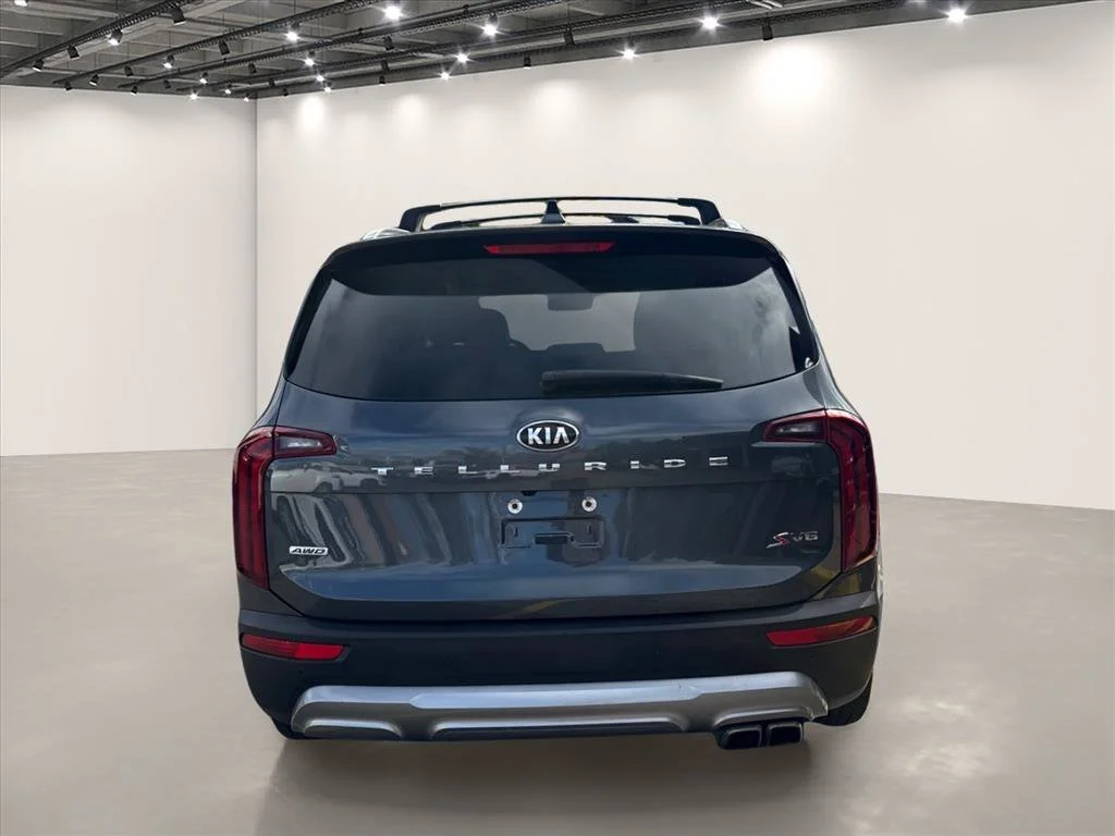 Used 2021 Gravity Grey Kia S image 6