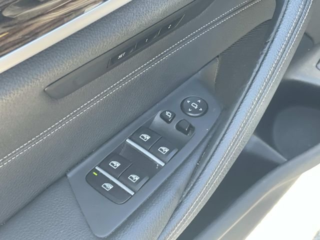 Used 2020 Gray BMW 530i image 17