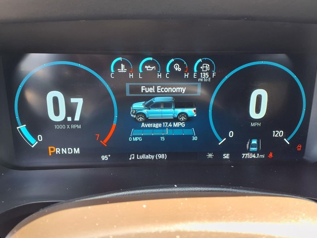Used 2023 Gray Ford King Ranch image 21