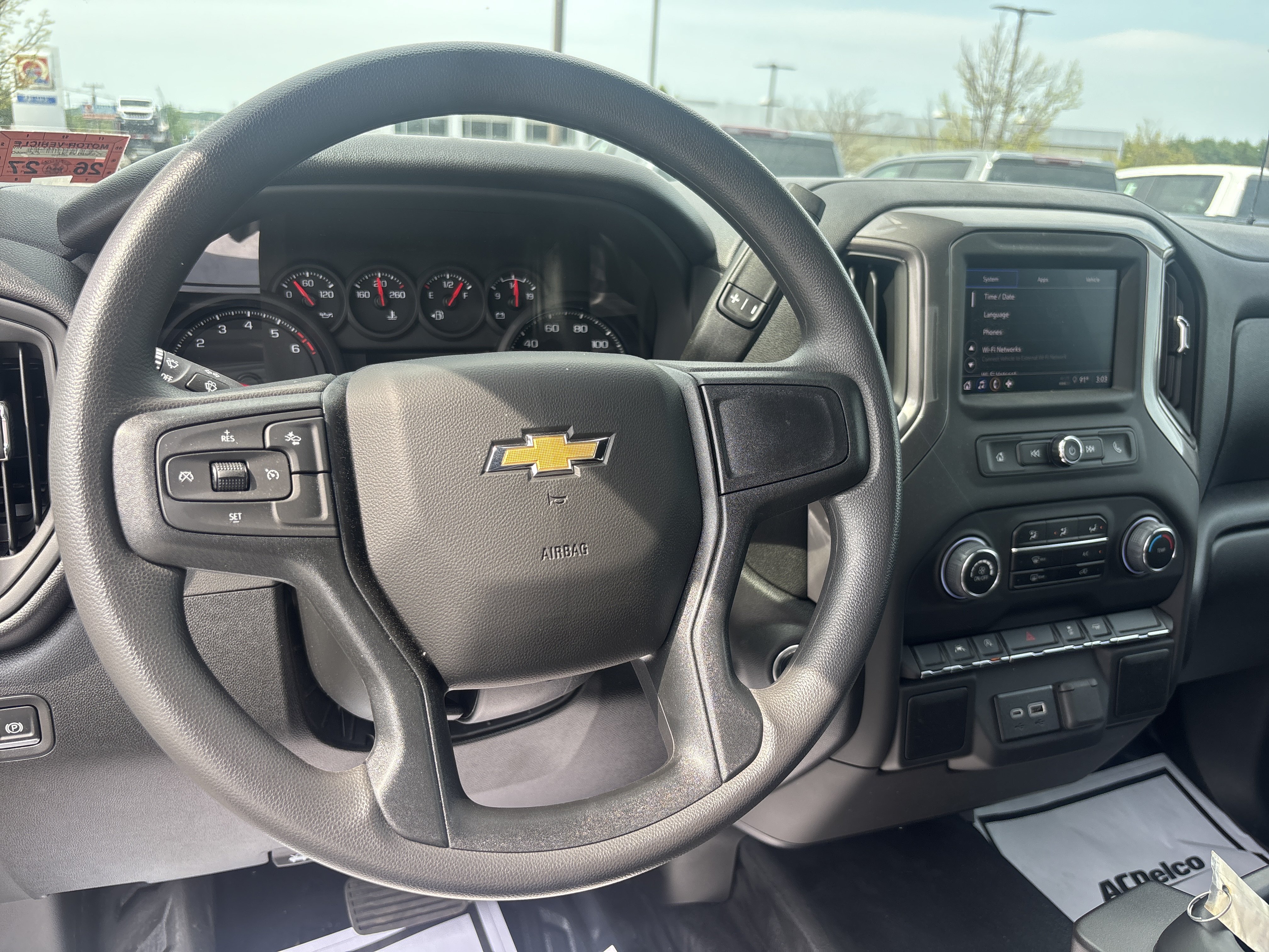 New 2025 Summit White Chevrolet WT image 8