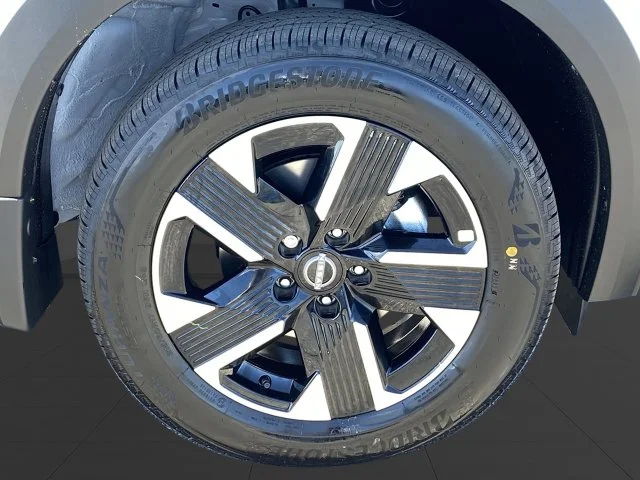 New 2027 Fresh Powder Nissan SV image 8