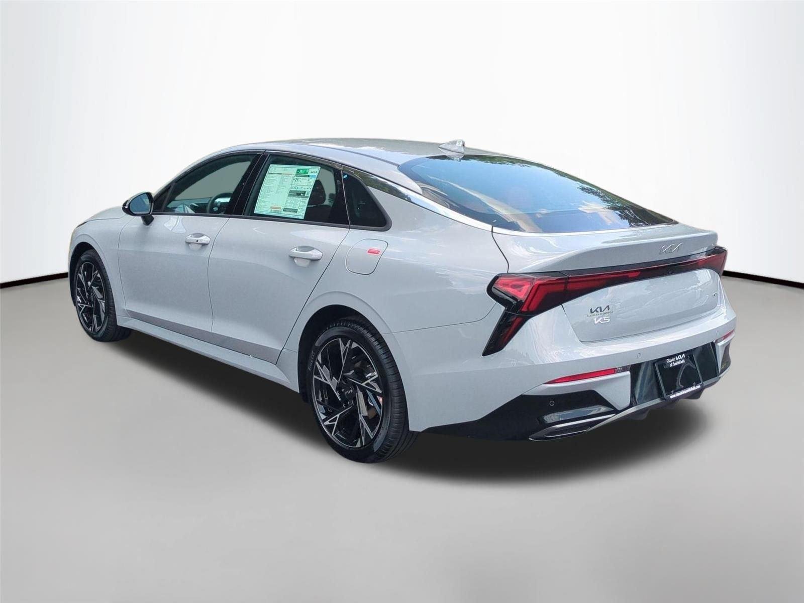New 2026 Wolf Gray Kia GT-Line image 3