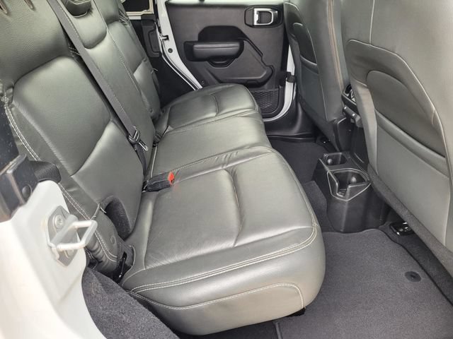 Used 2023 White Jeep Sport Altitude image 28