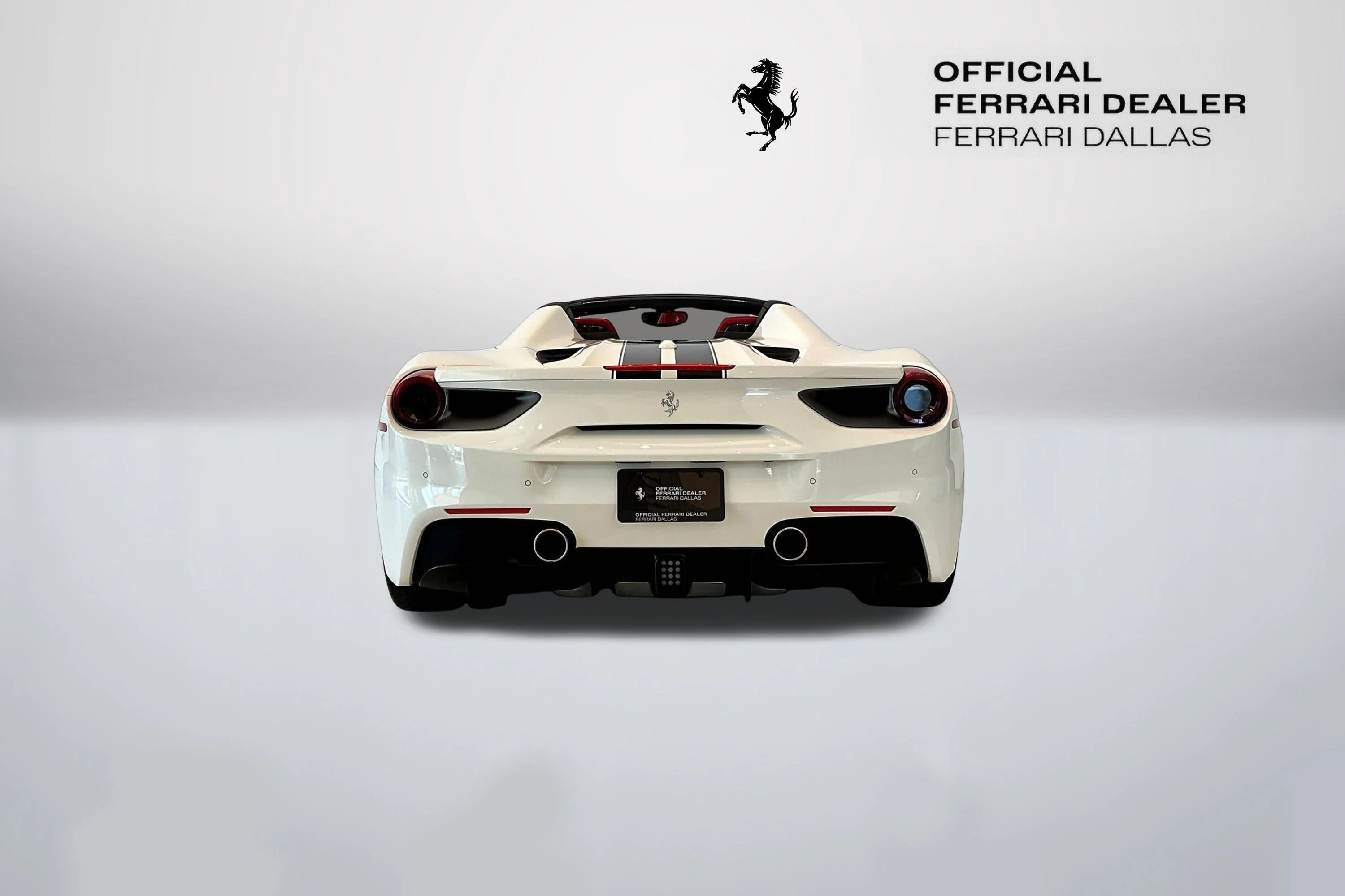 Used 2017 Bianco Avus Ferrari  image 6
