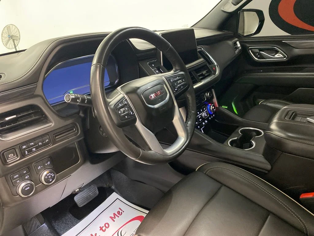 Used 2022 White GMC SLT image 14