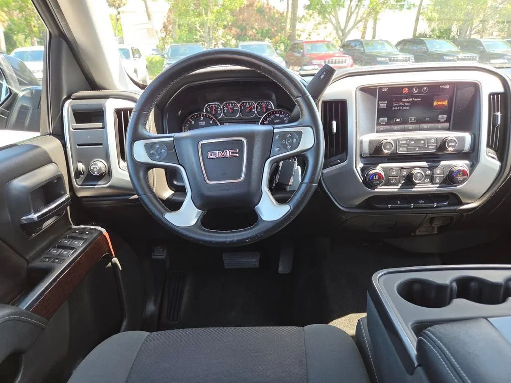 Used 2014 Onyx Black GMC SLE image 25