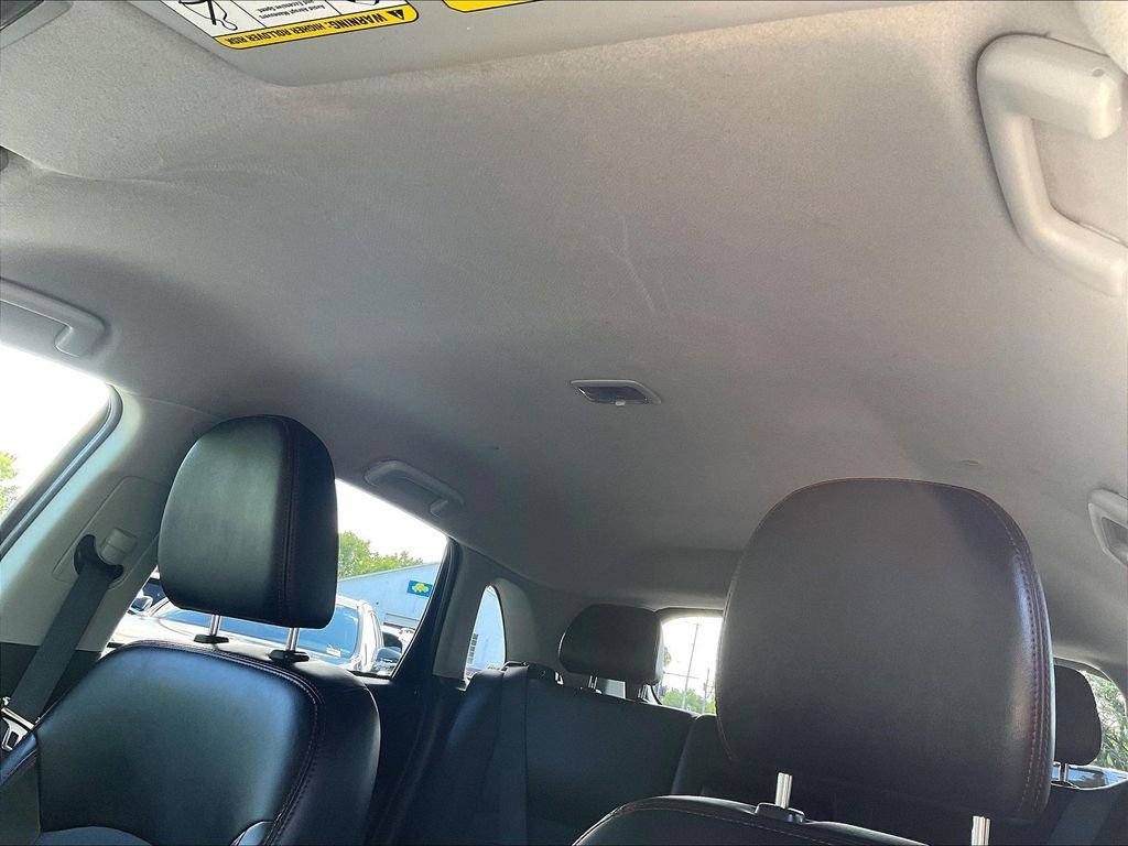 Used 2025 Gray Mitsubishi SE image 7