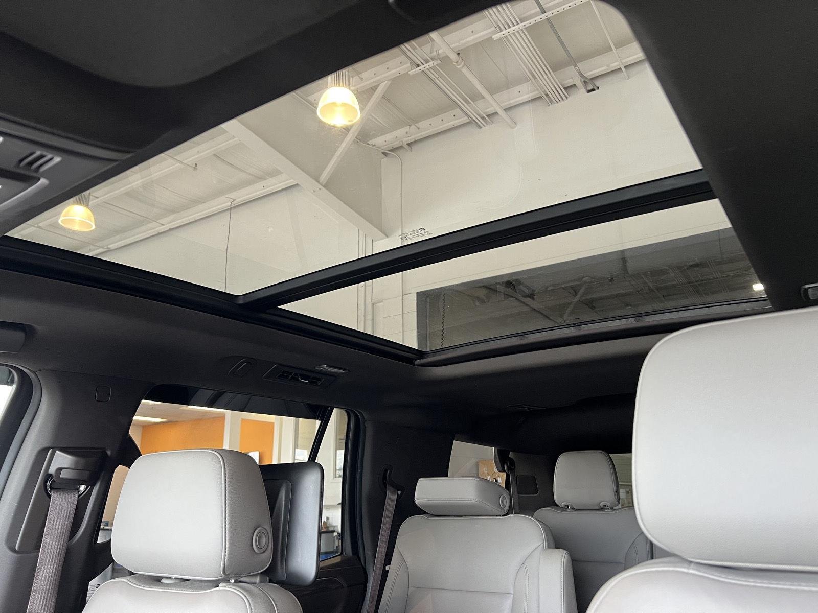 Used 2022 Summit White Chevrolet LT image 14