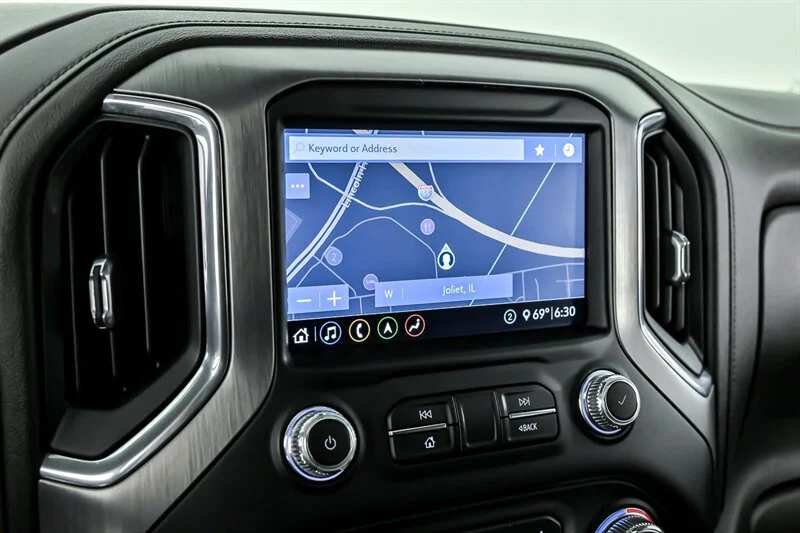 Used 2020 Summit White GMC Denali image 32