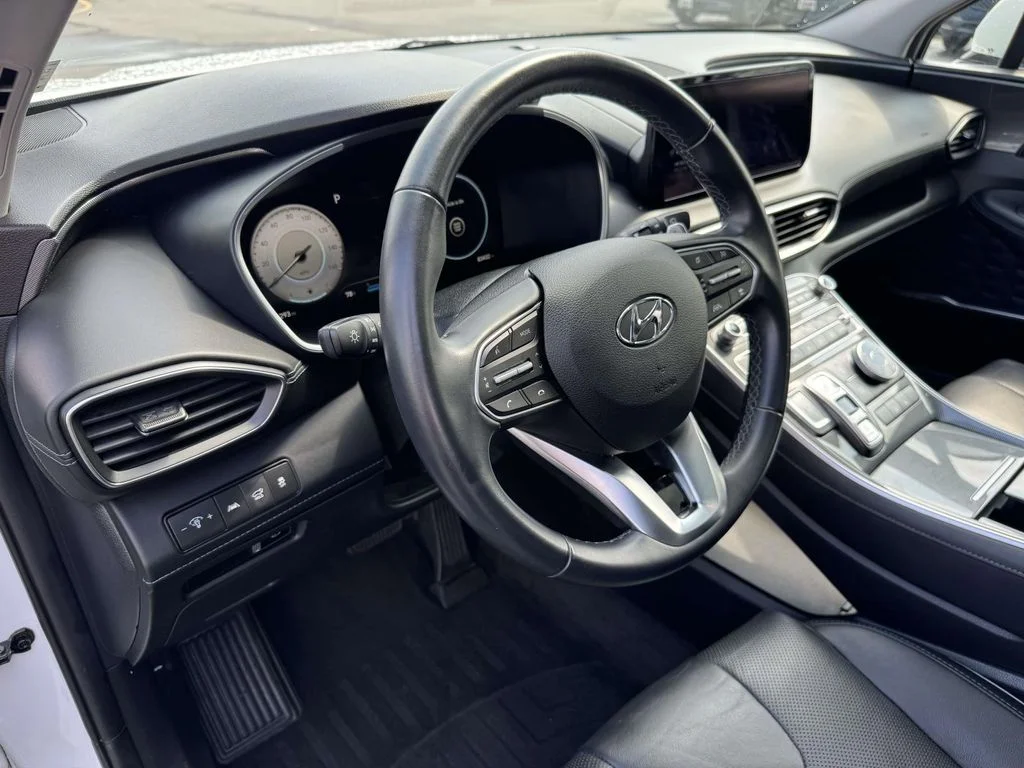 Used 2022 Gray Hyundai SEL image 2