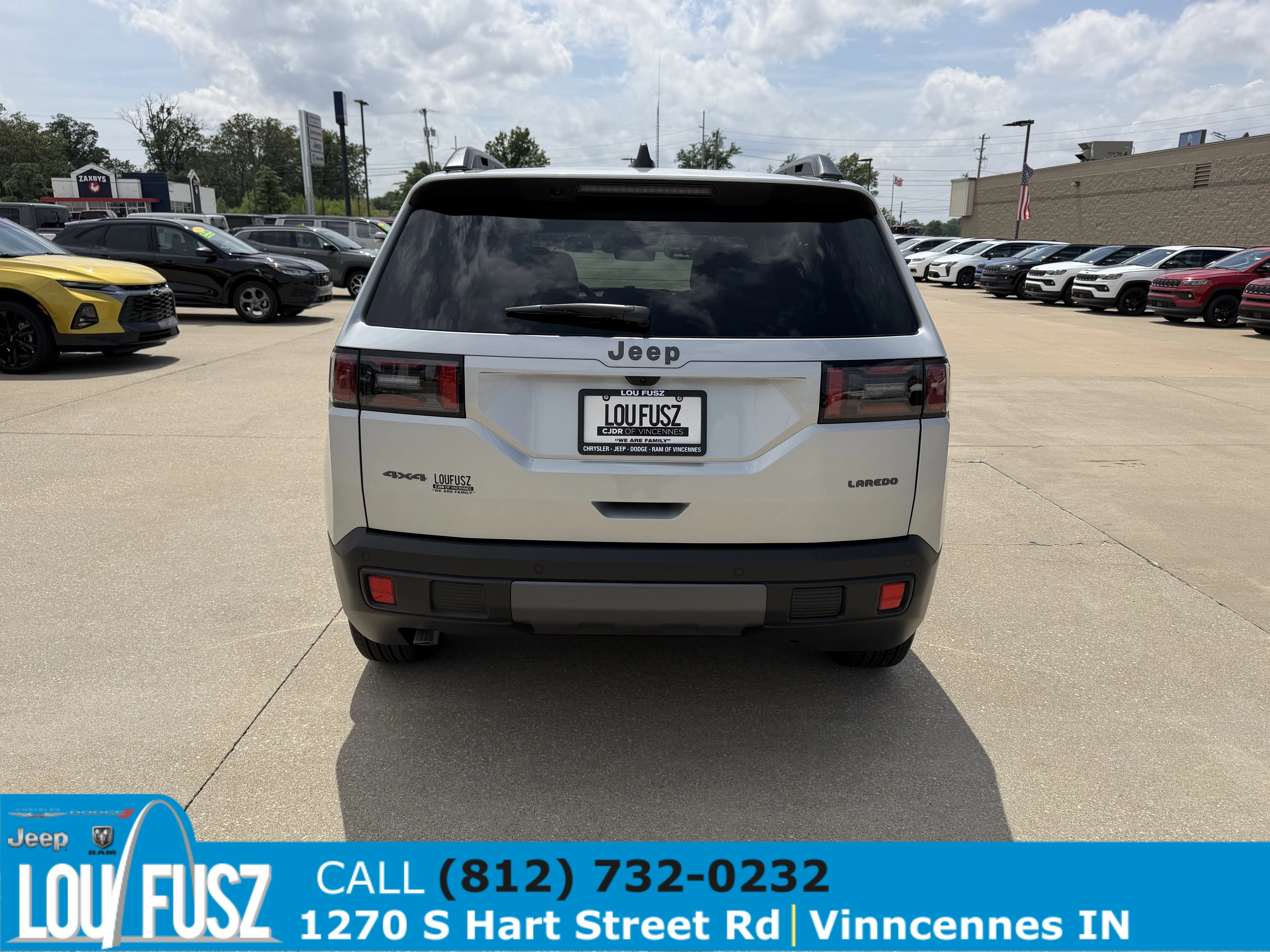 New 2026 Silver Zynith Clear-Coat Exterior Paint Jeep Laredo image 6