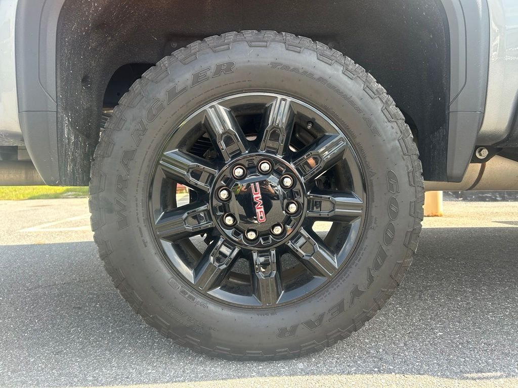 Used 2026 Silver GMC AT4 image 12