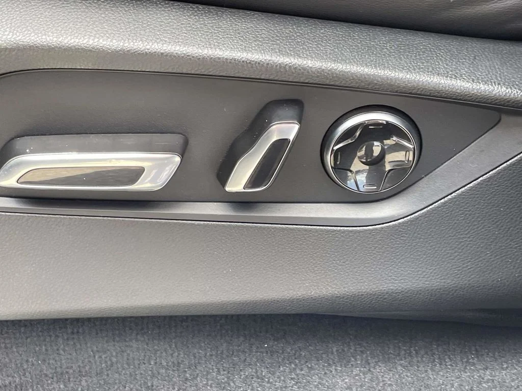 Used 2023  Acura Technology image 27