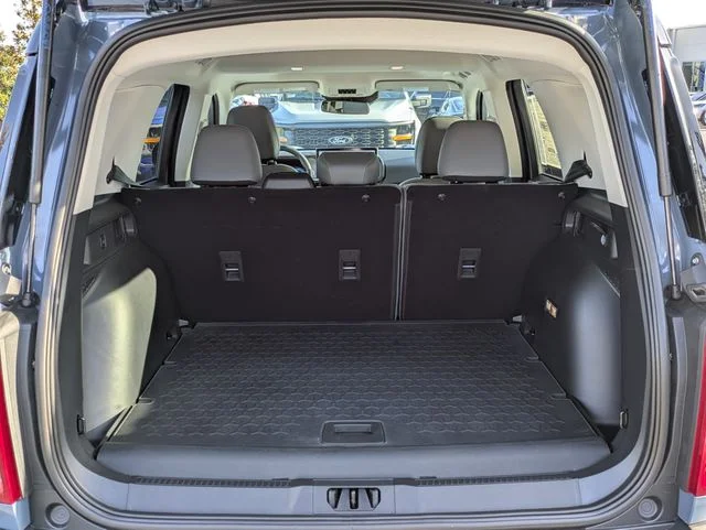 New 2026 Azure Gray Metallic Tri-Coat Ford Badlands® image 13