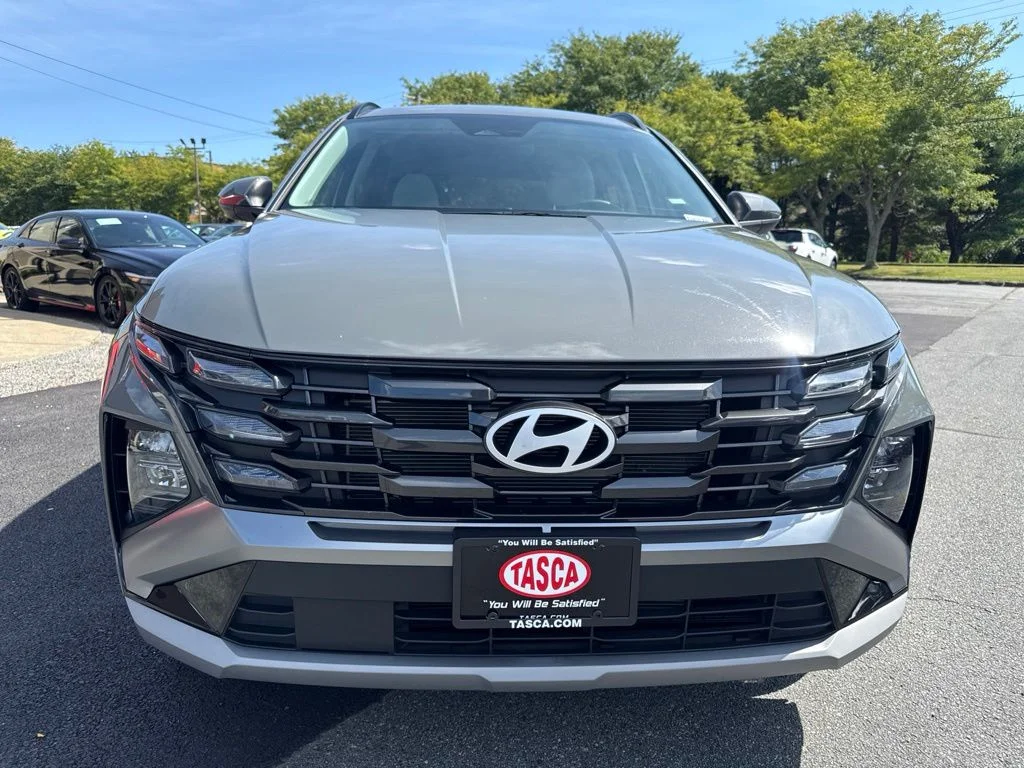 Used 2025 Gray Hyundai SEL image 2