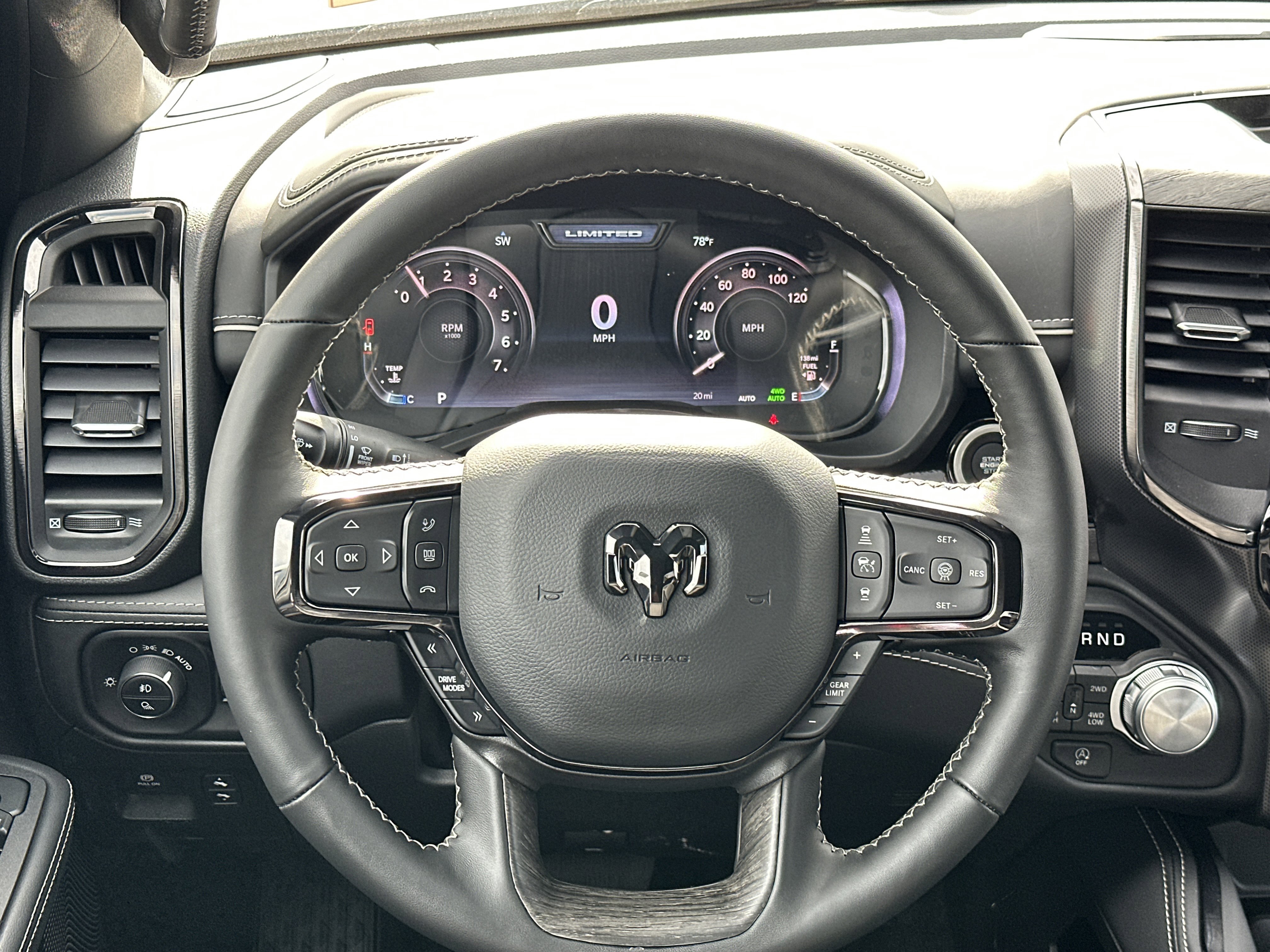 2026 RAM 1500 Limited - Photo 24