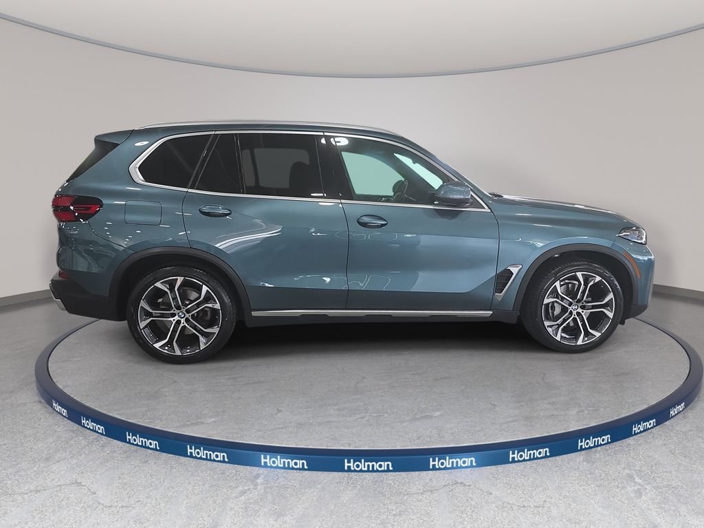 Certified Used 2025 Blue Ridge Mountain Metallic BMW xDrive40i image 4