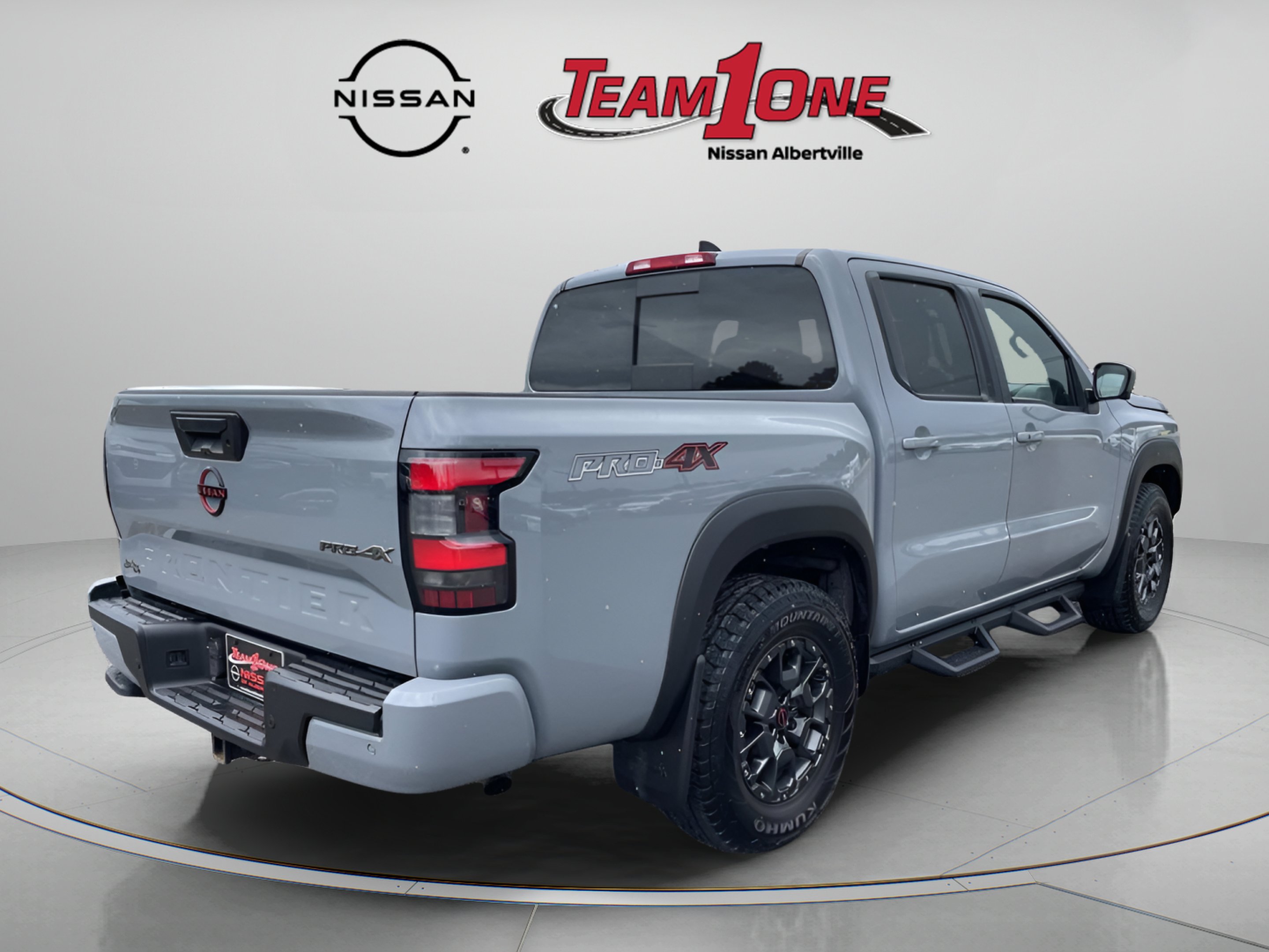 Used 2023 Gray Nissan PRO-4X image 7