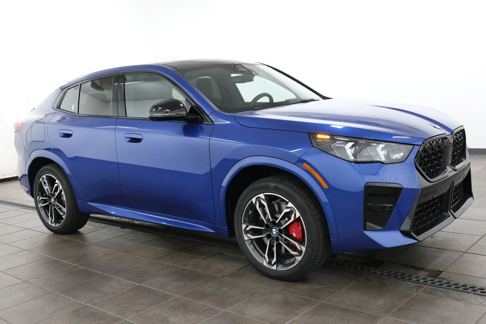 New 2026 Portimao Blue Metallic BMW xDrive28i image 6
