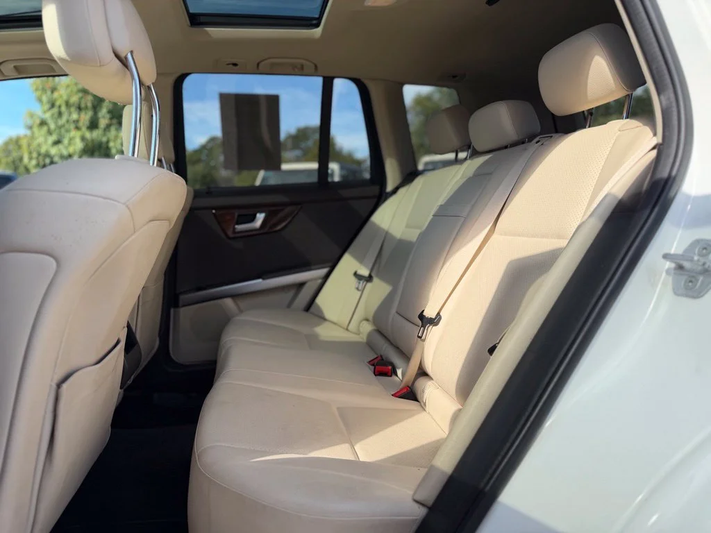 Used 2014 White Mercedes-Benz GLK 250 image 14