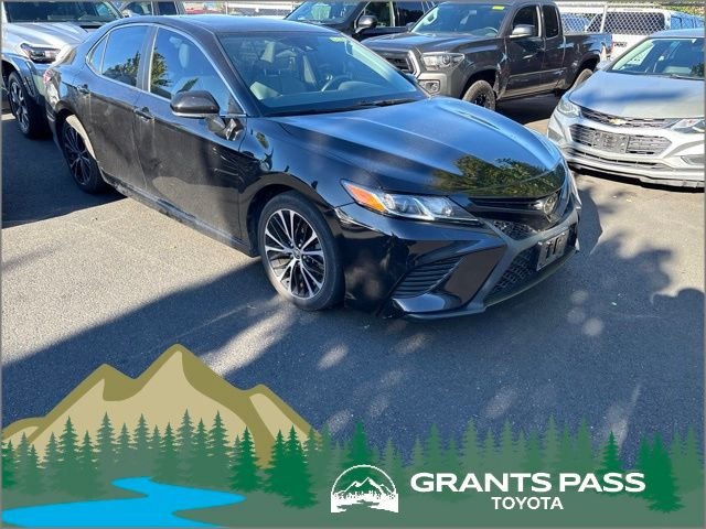Used 2020 Black Toyota SE image 1