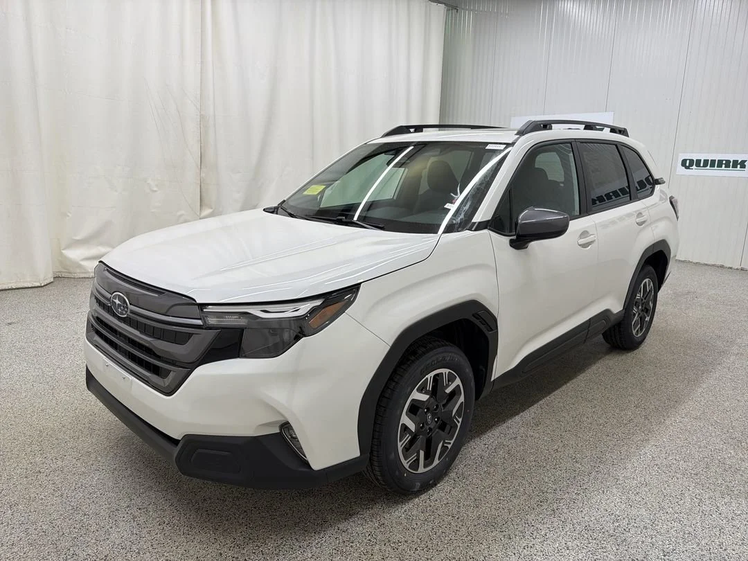 New 2026 Crystal White Pearl Subaru Premium image 4
