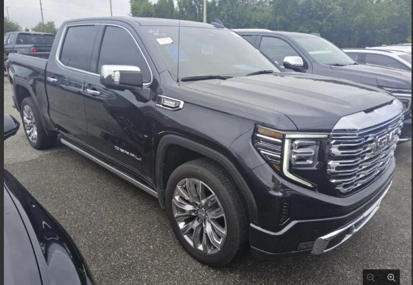 2025 GMC Sierra 2WD Crew Cab Short Box Denali's photo