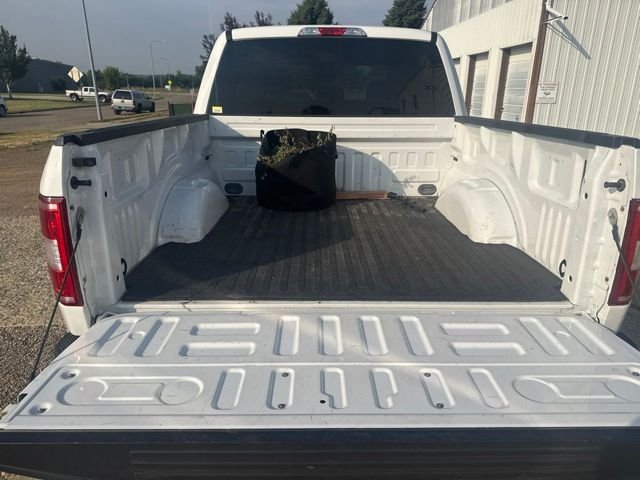 Used 2018 White Ford XLT image 17