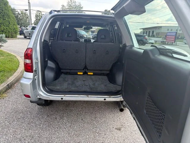 Used 2004 Gray Toyota Base image 19