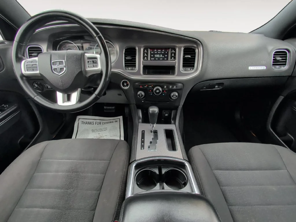 Used 2014 Silver Dodge SE image 21