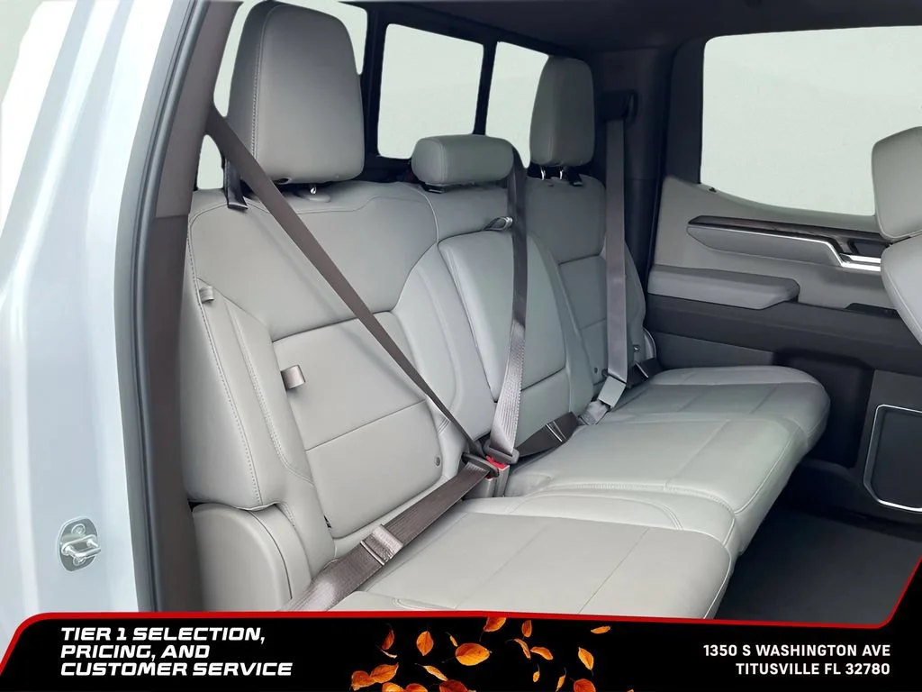 2023 GMC Sierra 1500 SLT - Photo 19